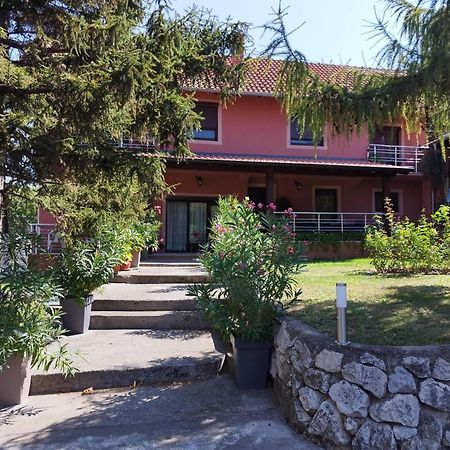 Apartment & Rooms Aleksandar Golubac Exterior foto