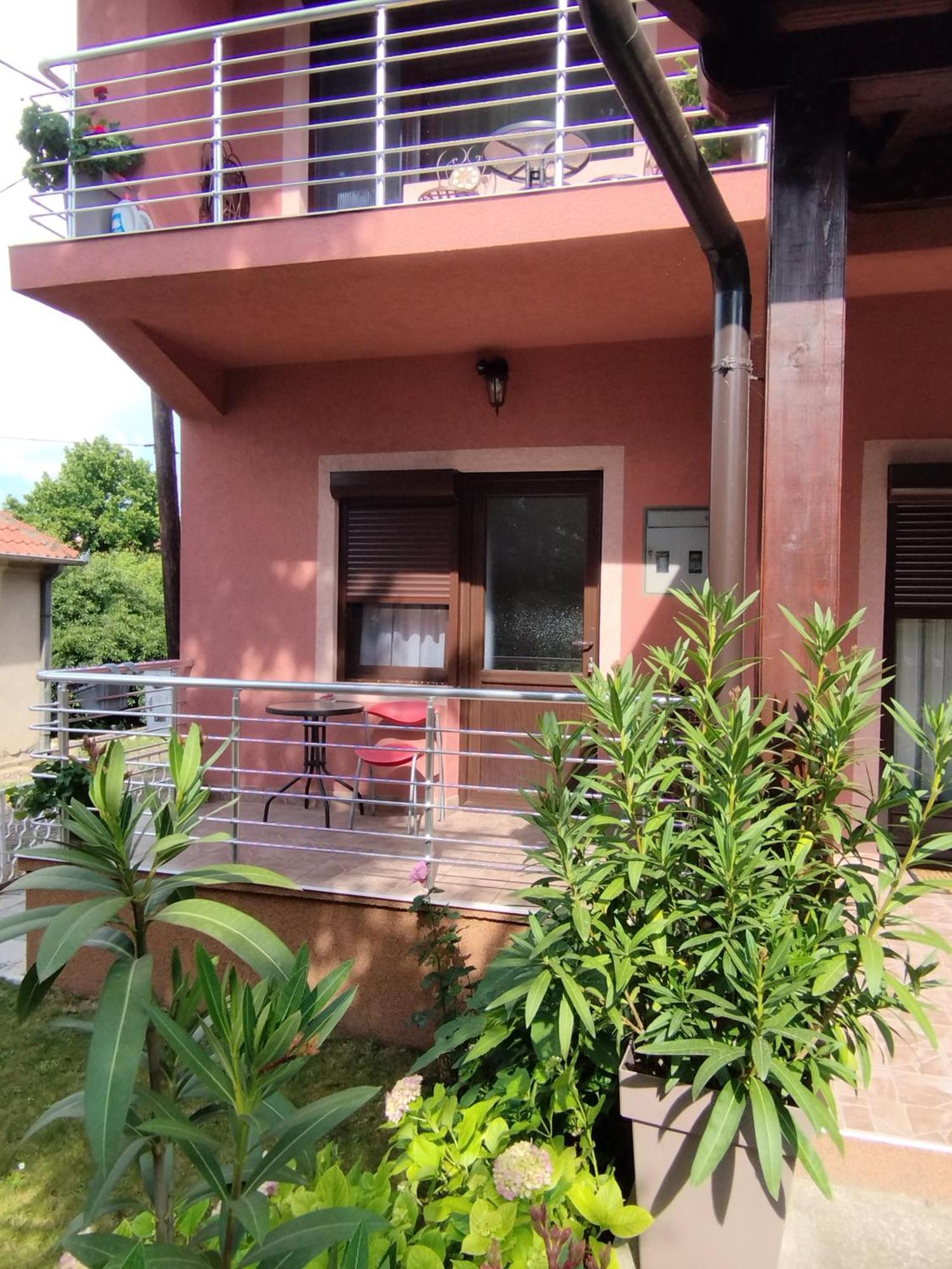 Apartment & Rooms Aleksandar Golubac Exterior foto